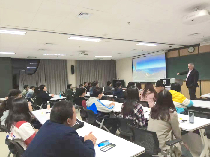 新西兰惠灵顿维多利亚大学校方代表来访北京外国语大学